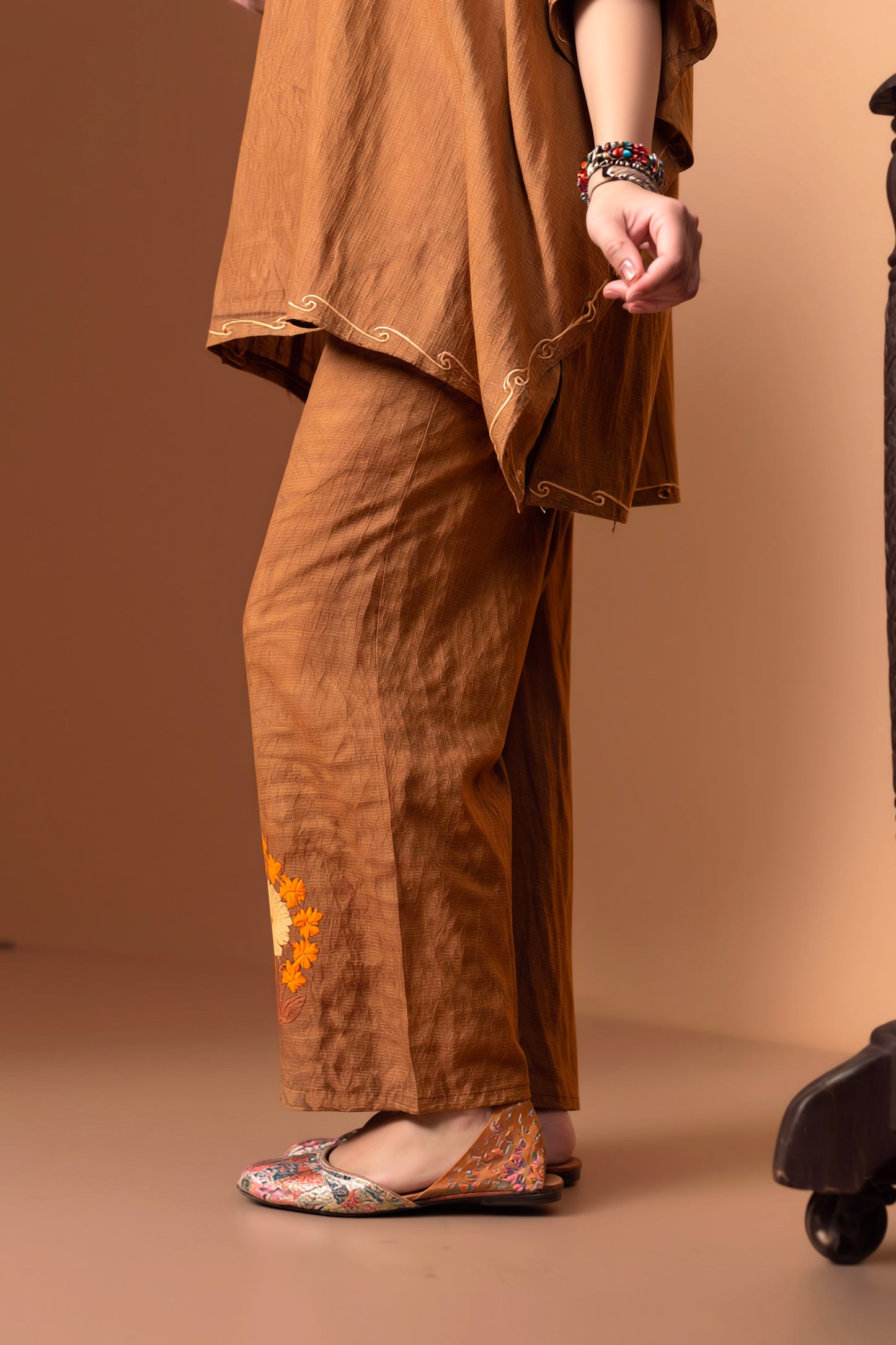 Kashmiri Aari Work Kaftan Set – Timeless Elegance