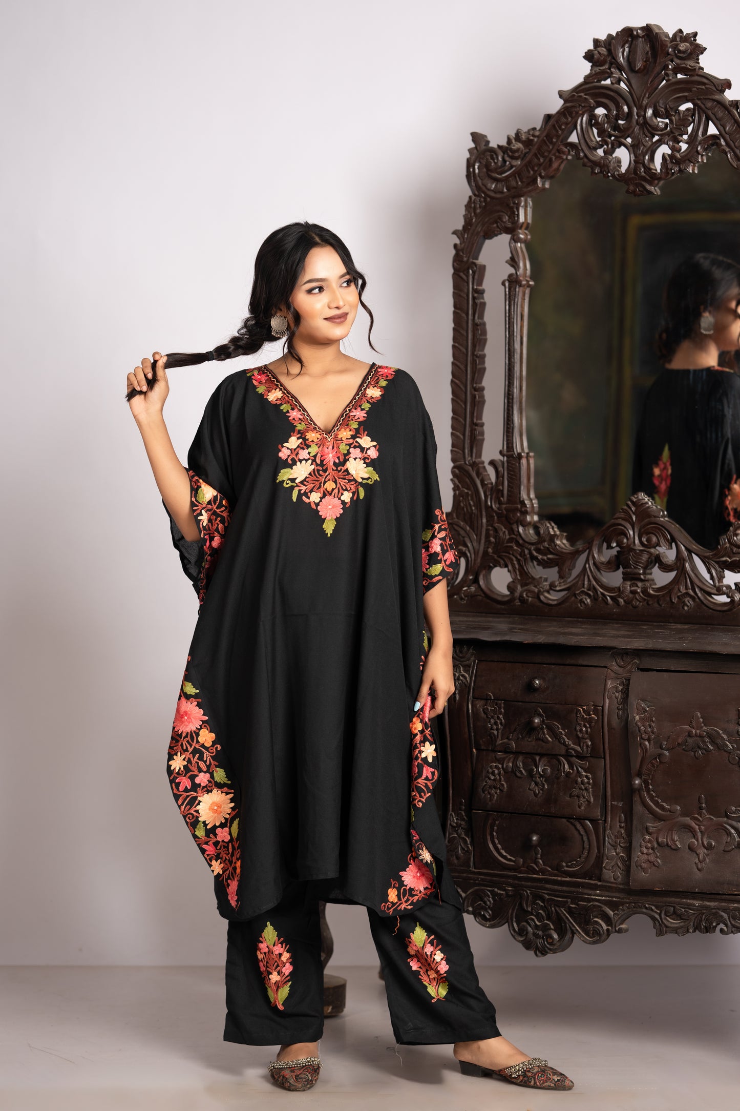 Kashmiri Knee Length Kaftan Cord Set