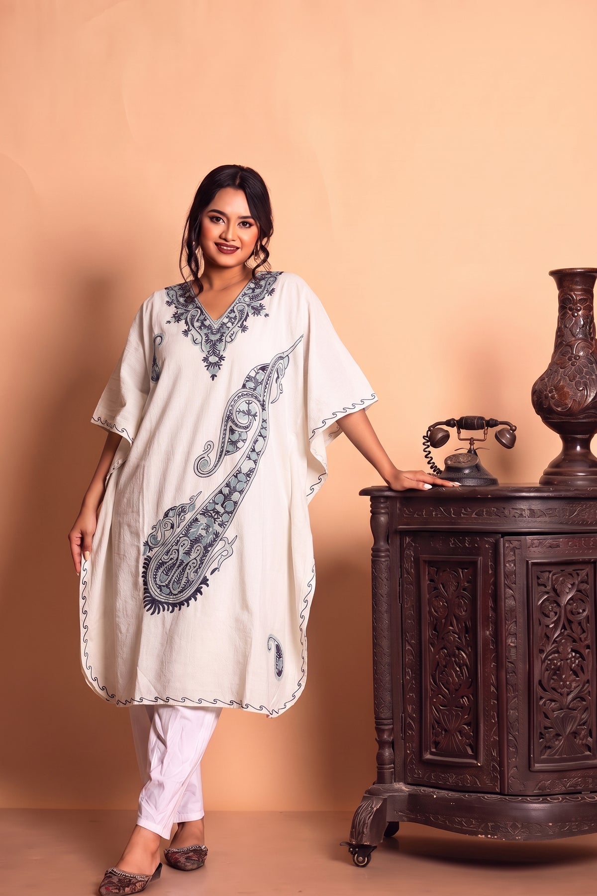 Royal Kashmiri Embroidery Knee-Length Kaftan