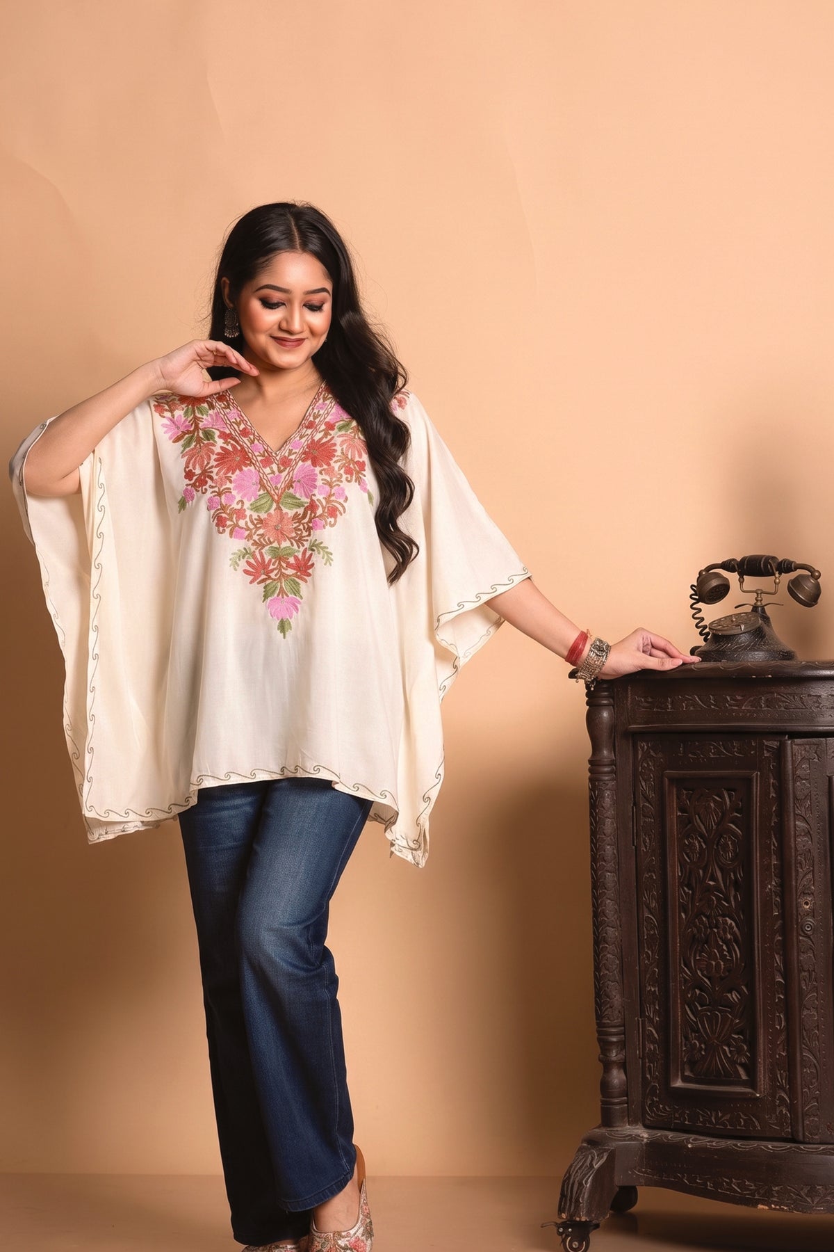 Embroidered Kashmiri Kaftan – Traditional Style for Women