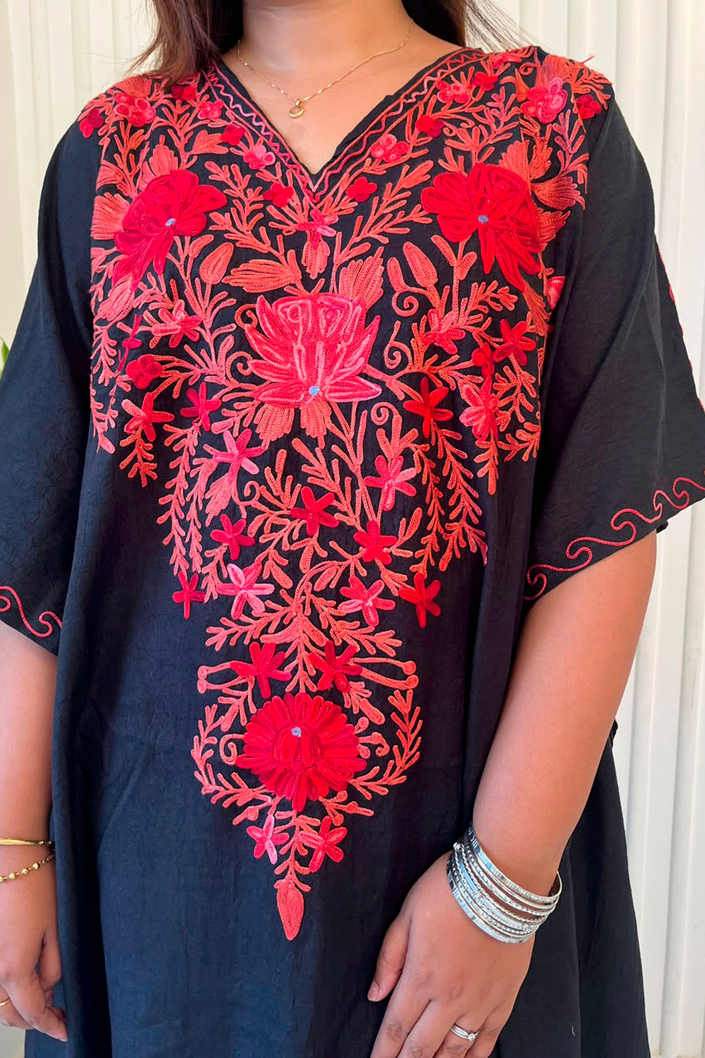 Kashmiri Aari Work Knee Length Kaftan Co-ord set