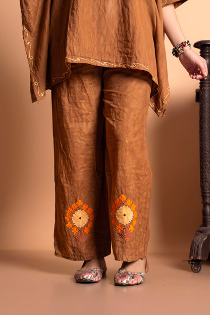 Kashmiri Aari Work Kaftan Set – Timeless Elegance