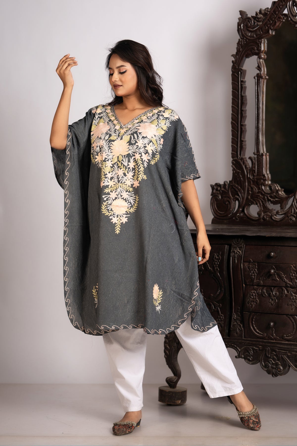 Traditional Kashmiri Kaftan for Modern Festive Style