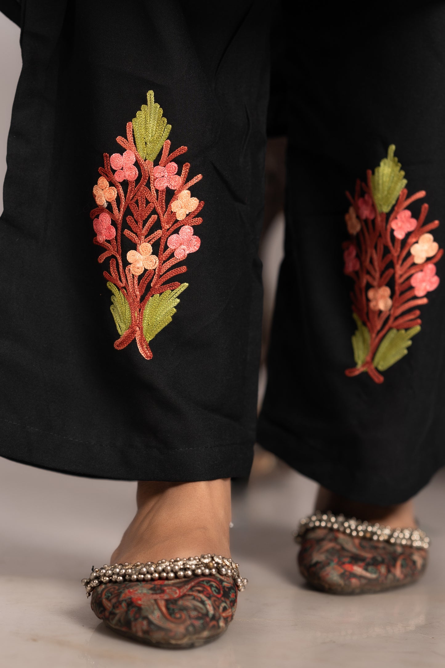 Kashmiri Knee Length Kaftan Cord Set