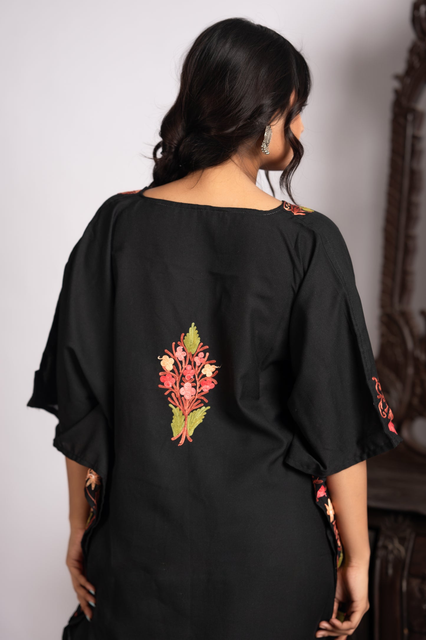 Kashmiri Knee Length Kaftan Cord Set