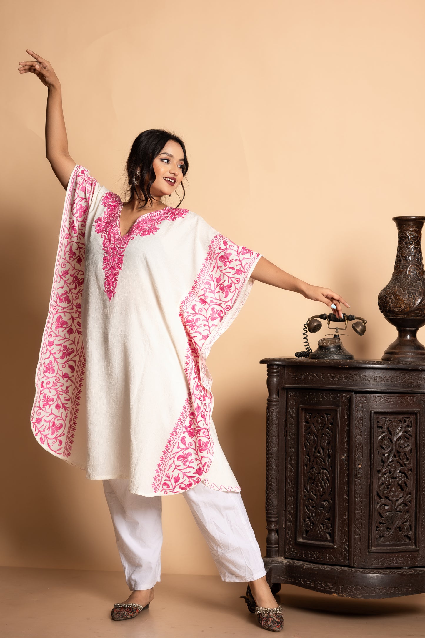 Kashmiri Knee Length Kaftan