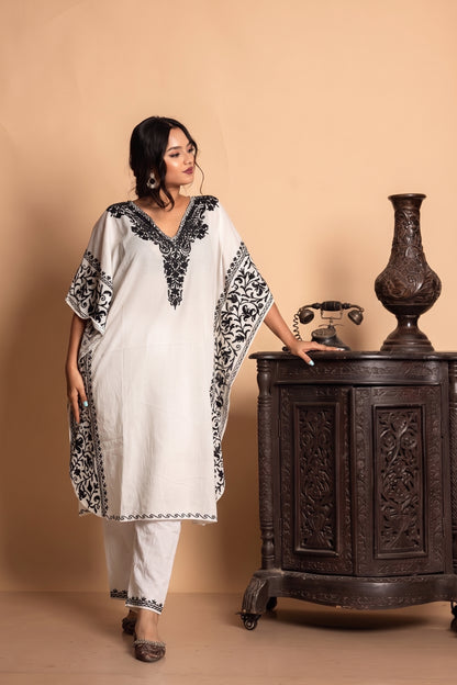 Black and White Kaftan Sets Knee Length