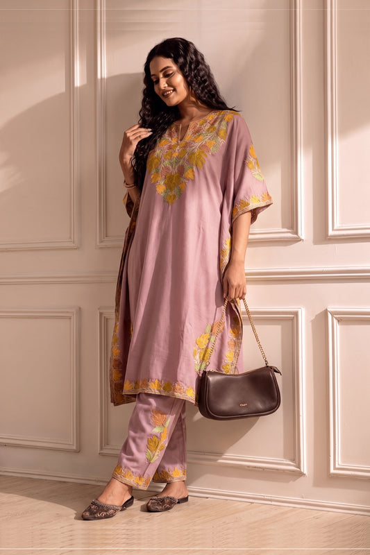 Kashmiri Aari Work Knee Length Kaftan Coord Set