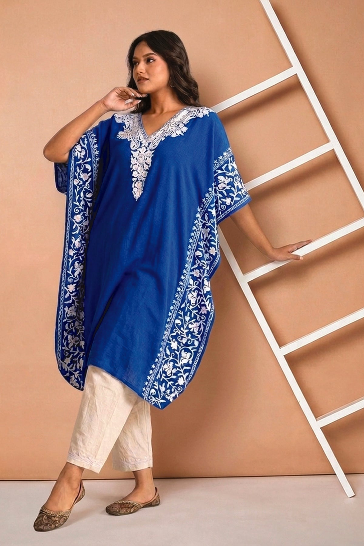 Kashmiri Floral Knee Length Kaftan – A Festive Blend of Tradition & Elegance